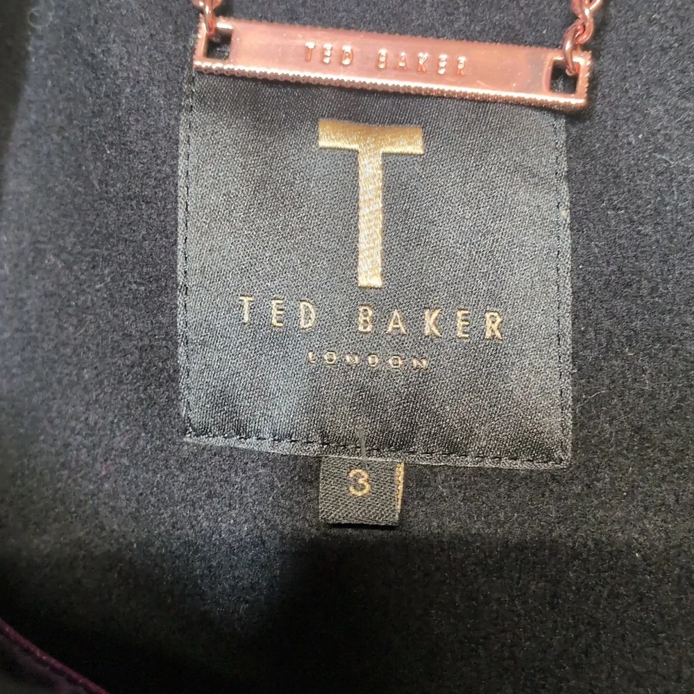 Ted Baker London Short Belted Wool Wrap Coat Size 3, EUC *missing belt - Picture 6 of 11